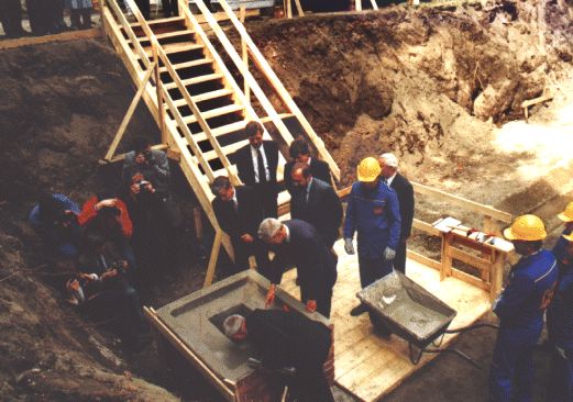 Wmurowanie kamienia w�gielnego