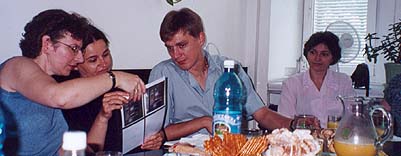 Od lewej: Anna Komperda, Bo�ena, Staszek, Joanna Broniarczyk